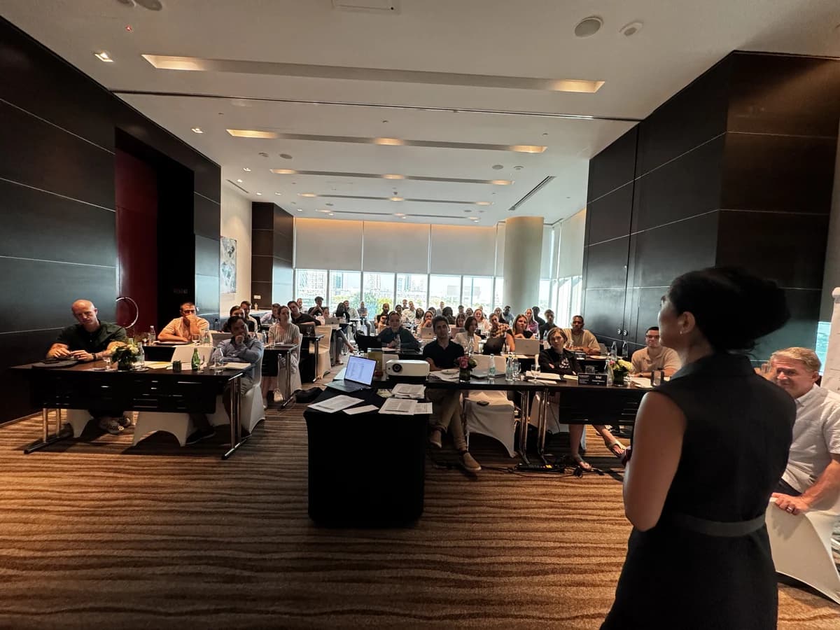 Dao Nguyen speaking to the Georgetown EMBA cohort